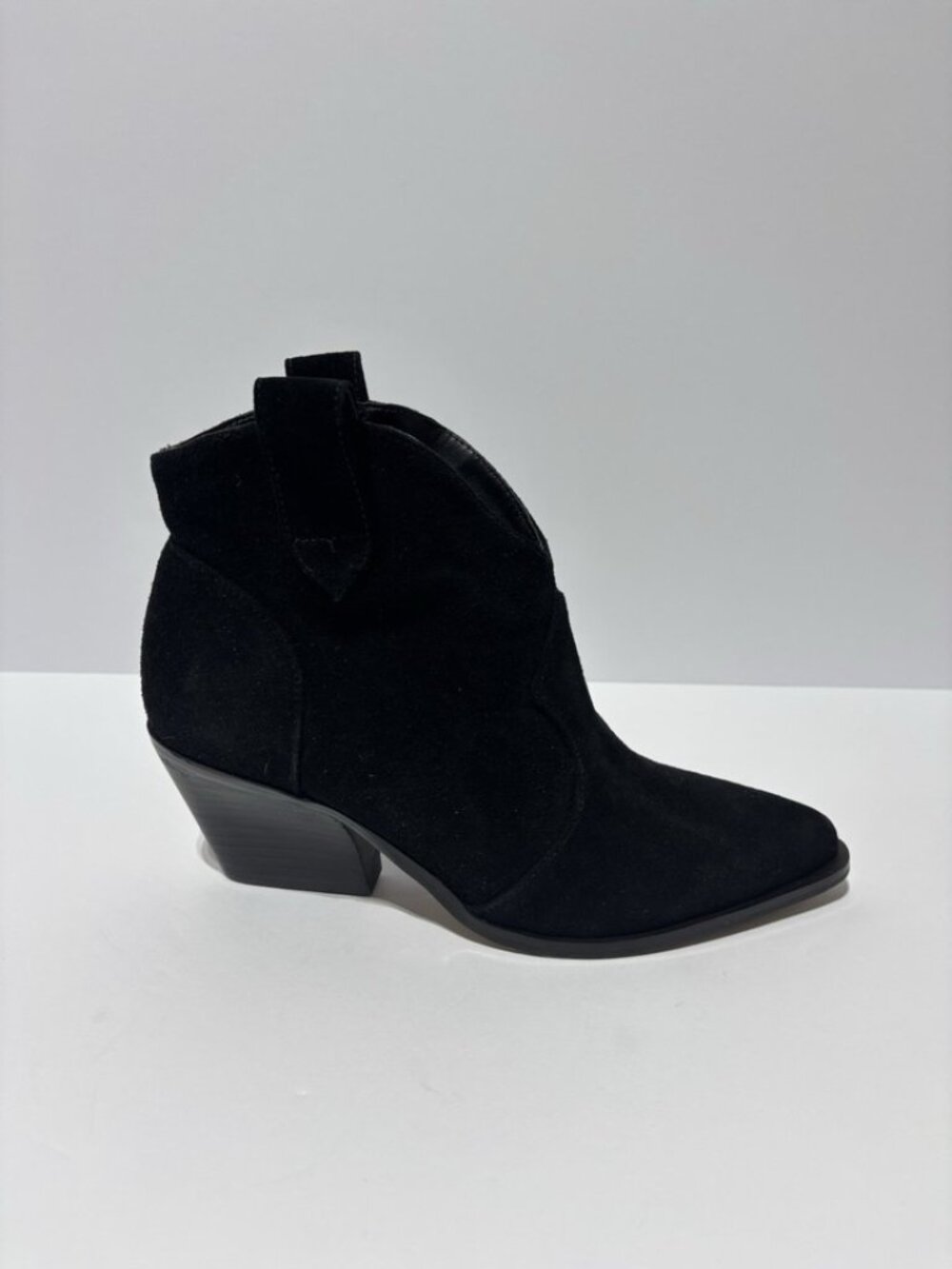 Jessica Simpson Women’s Zadie Black Leather Ankle Booties, Size 8 M